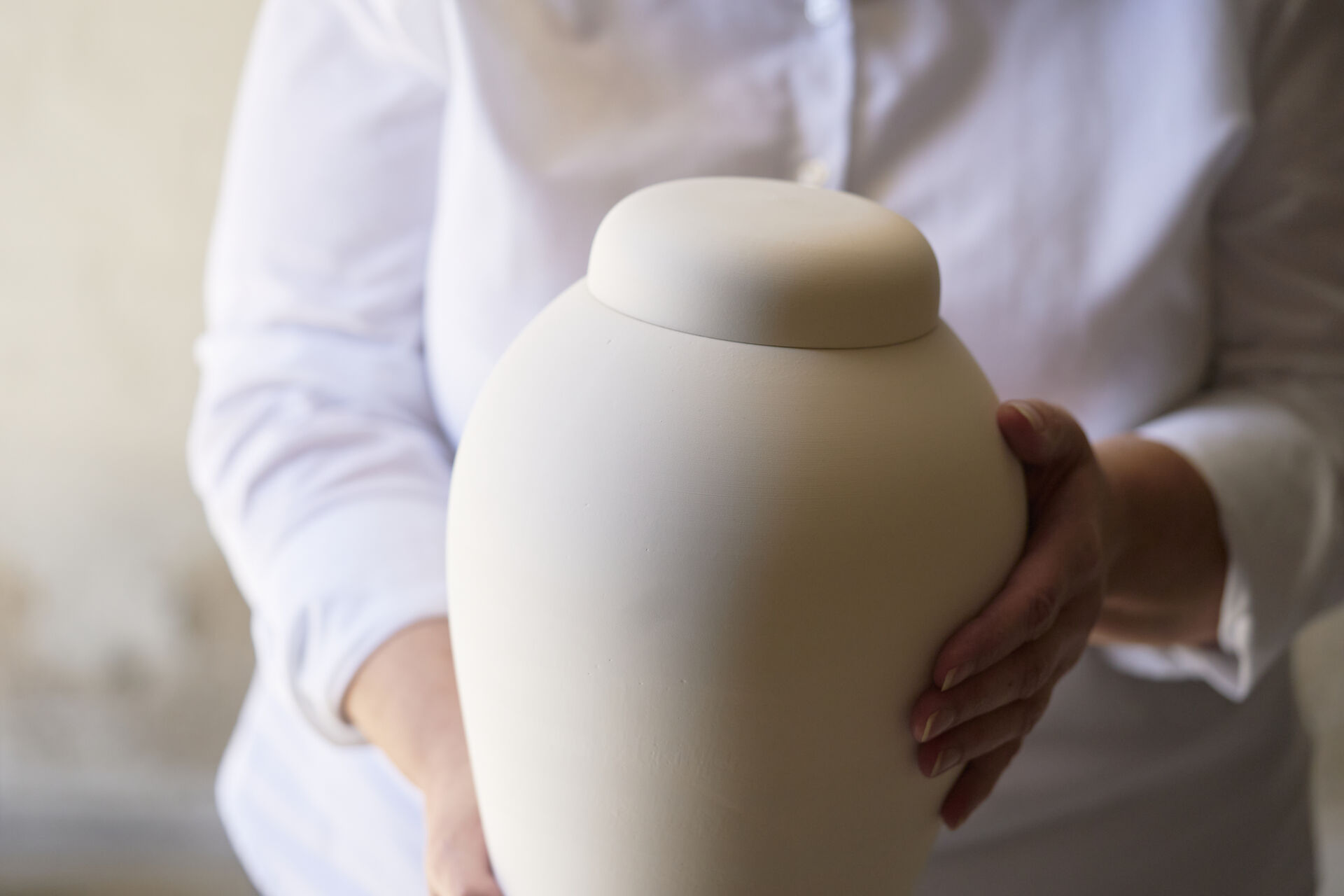 Biskopper afviser urner i hjemmet og askesmykker: Det vil reducere den døde til en ting