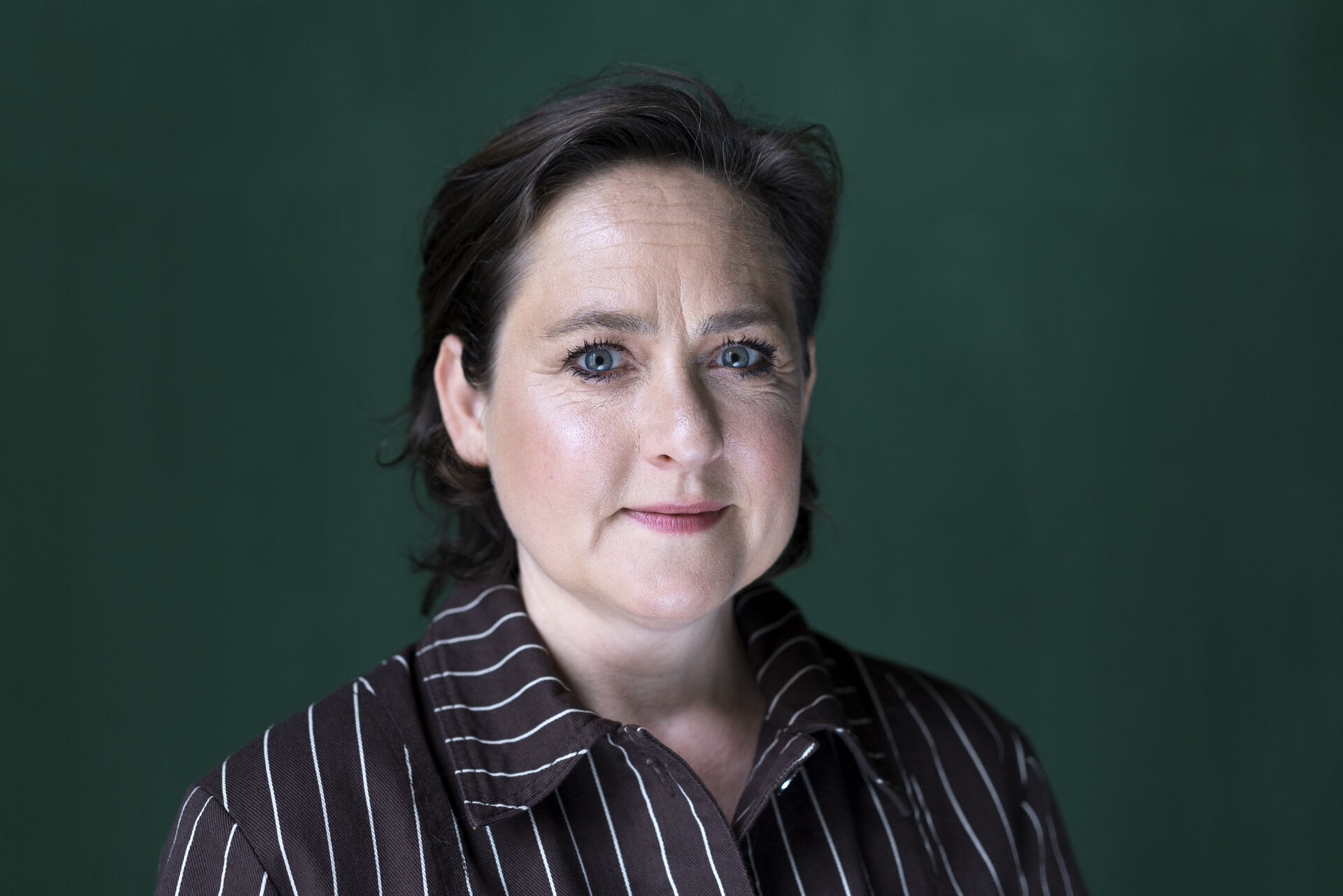 Fem stjerner: Kollektivberetning med den skabende kvinde i fokus er intet mindre end en bedrift