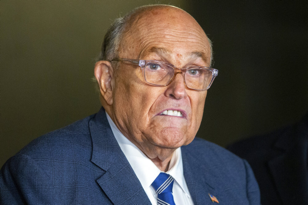 Trumps tidligere advokat Rudy Giuliani kvæstet i bilulykke
