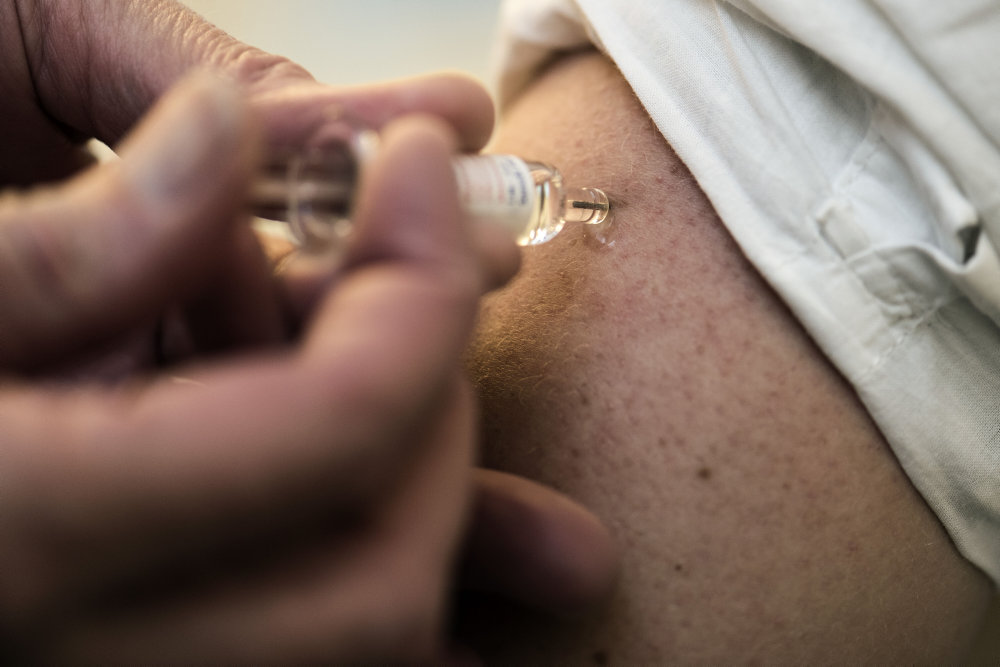 Dansk studie: Højdosisvaccine beskytter ældre bedre mod influenza
