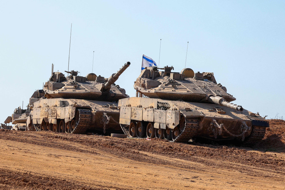 Israels militær affyrer skud mod formodet trussel i Gaza