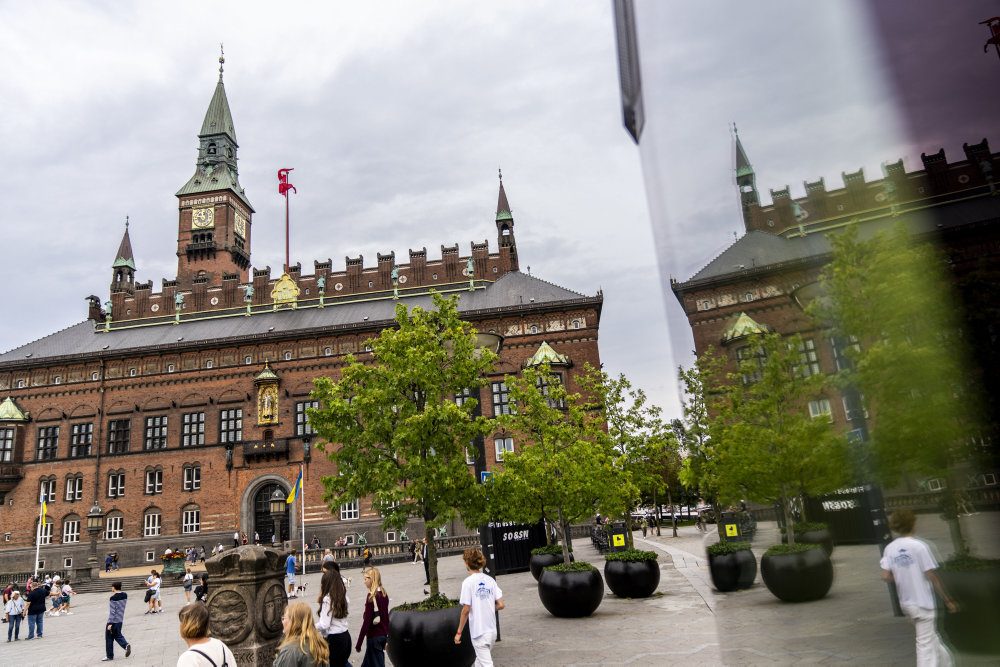 Kort før valg sænker kommuner skatten med 400 millioner kroner