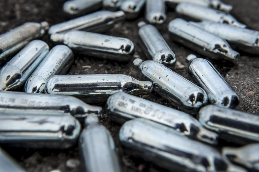 Bilister med lattergas i blodet står til at miste kørekortet i tre år