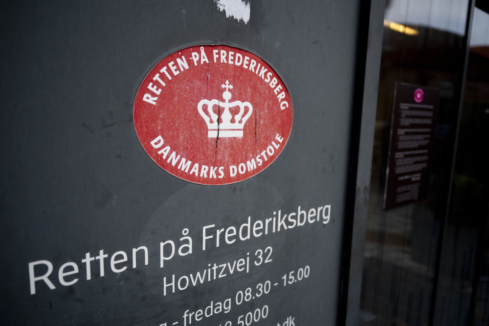 Mand med økse er dømt - gik amok over høj musik på J-dag