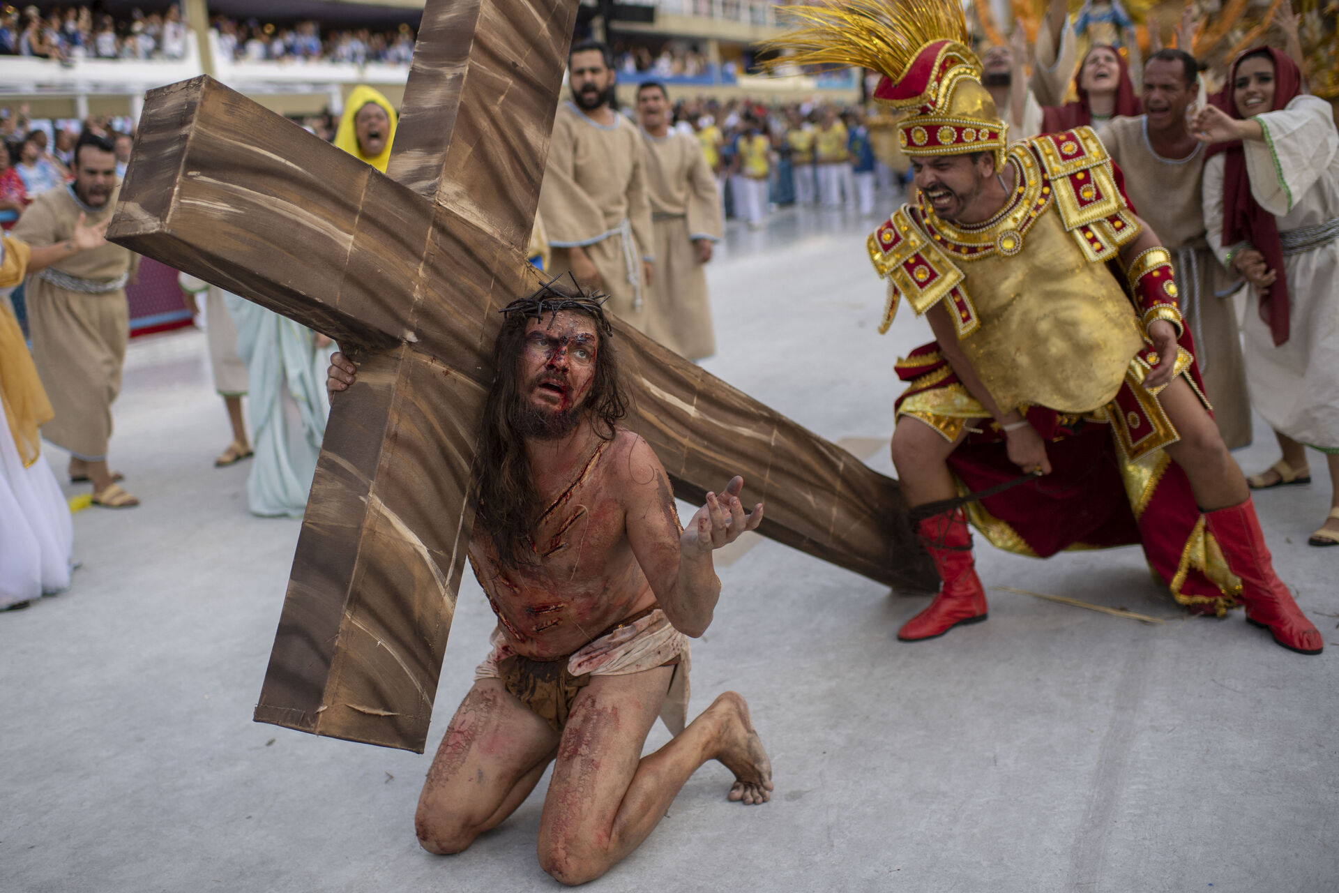 Er det en hån mod kristendommen at klæde sig ud som Jesus eller Djævelen?