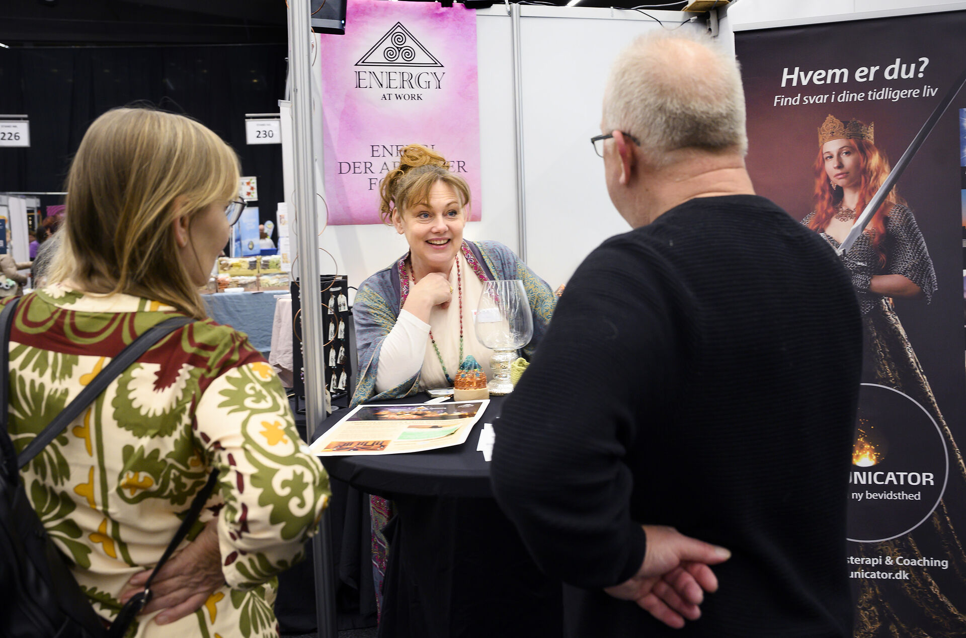 New age er blevet hvermands eje. Selv i kirken ses dens praksis