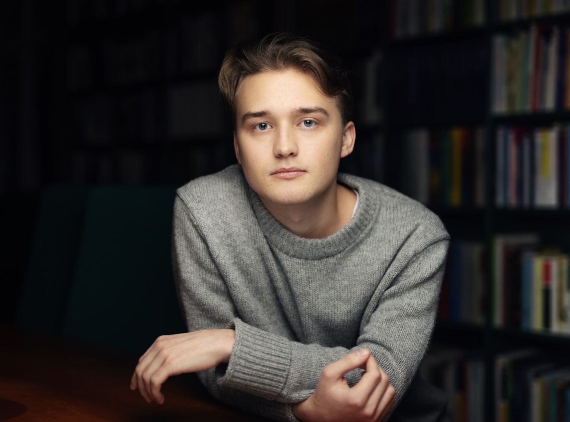 25-årig debuterer med et lidt for tempereret drama om tre sommeruger i 1814