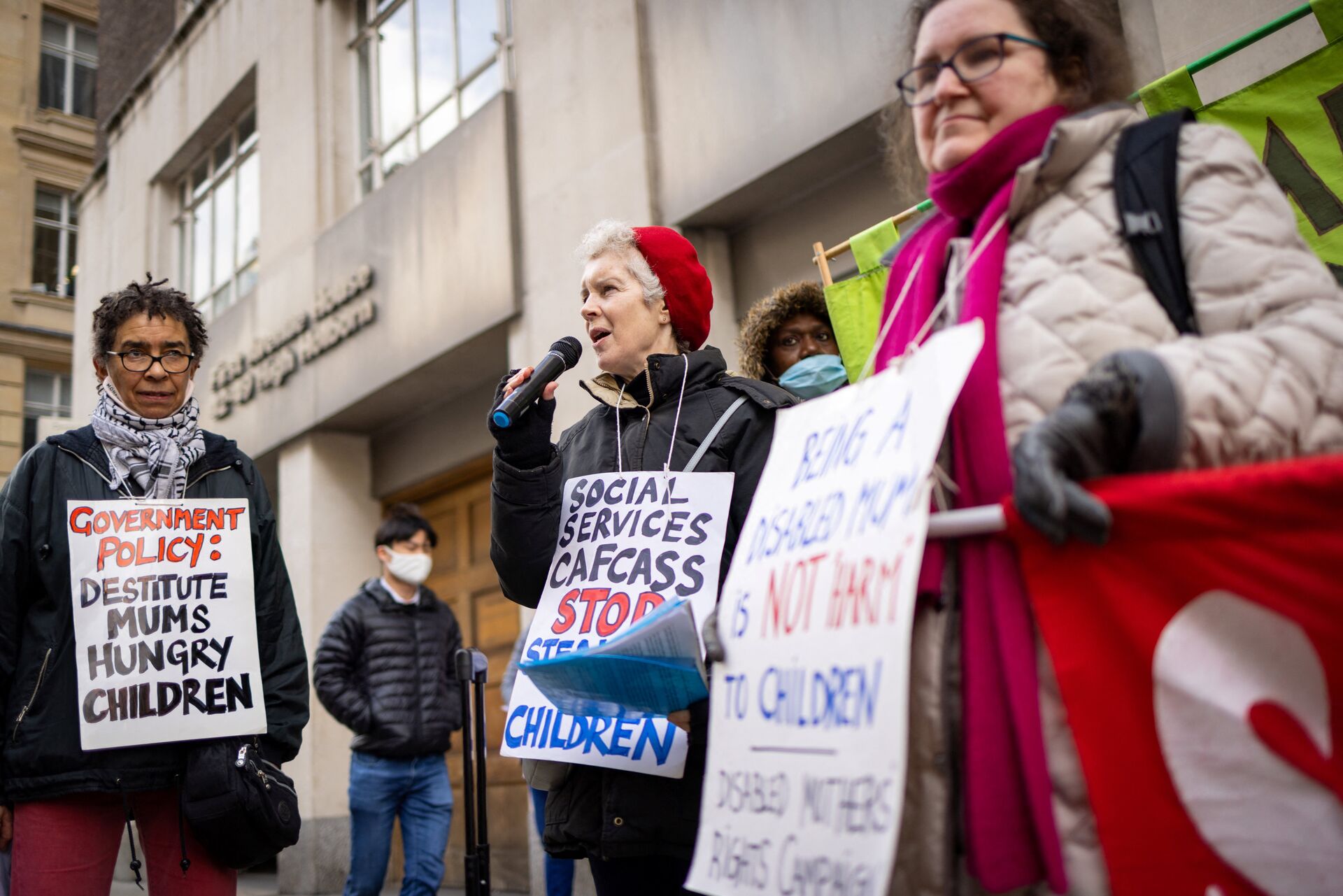 Church of England på vej gennem proces, der kan føre til undskyldning for tvangsadoptioner