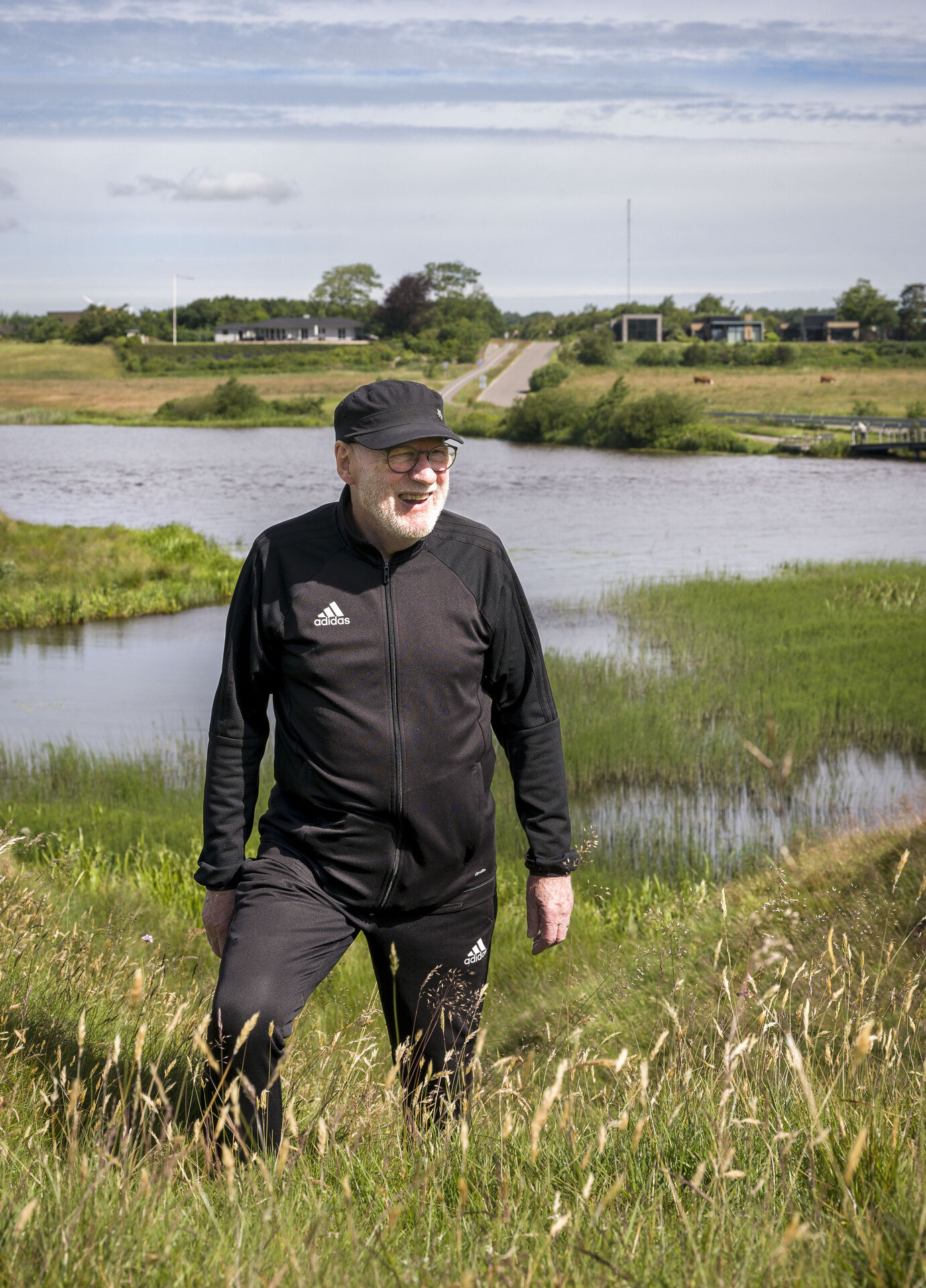 Det er en egn, der kan selv og vil selv. Og de mangler en præst. Havde jeg da bare været nogle år yngre
