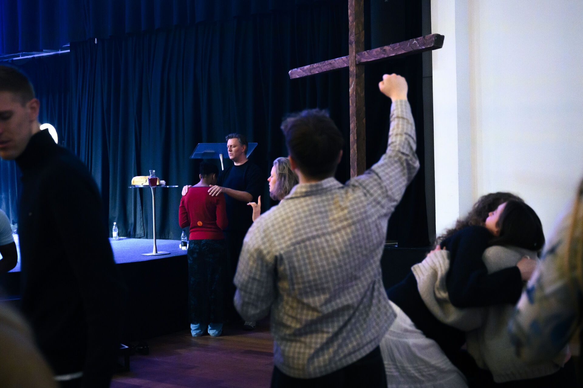 Frikirker har ikke mange medlemmer. Men de fylder på andre måder