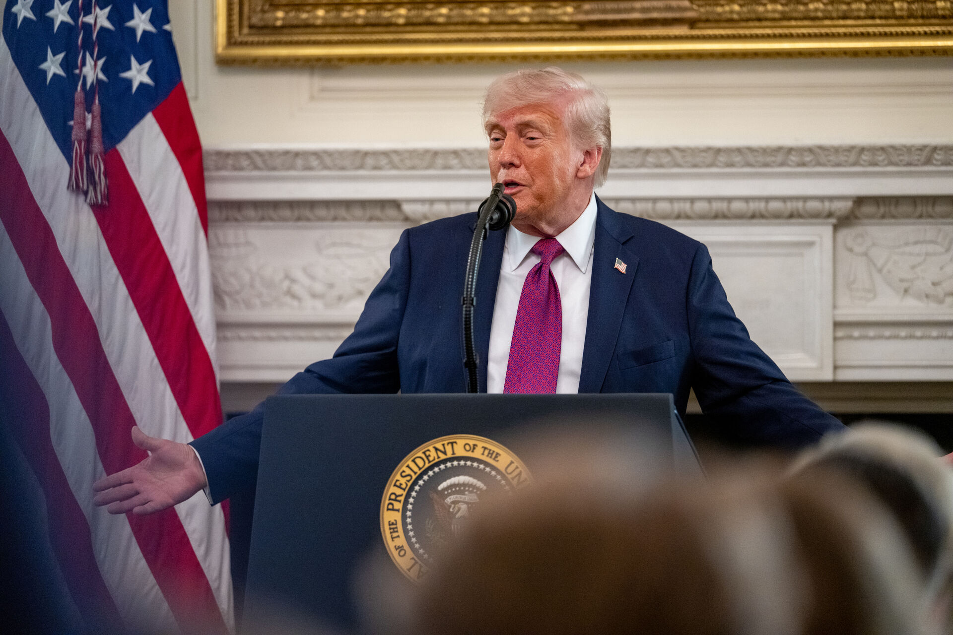 Trump forlænger våbenhvile og fastholder blokade