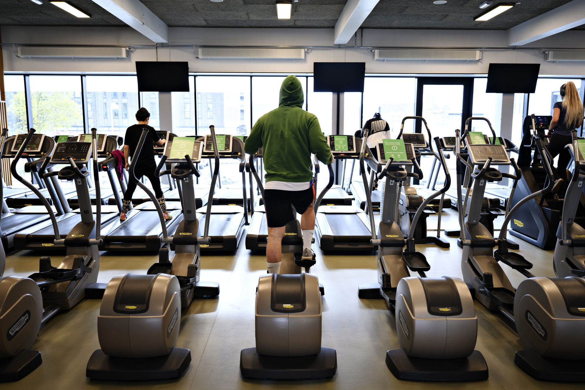 Fitnesscentre ser til, mens medlemmer med spiseforstyrrelser overtræner