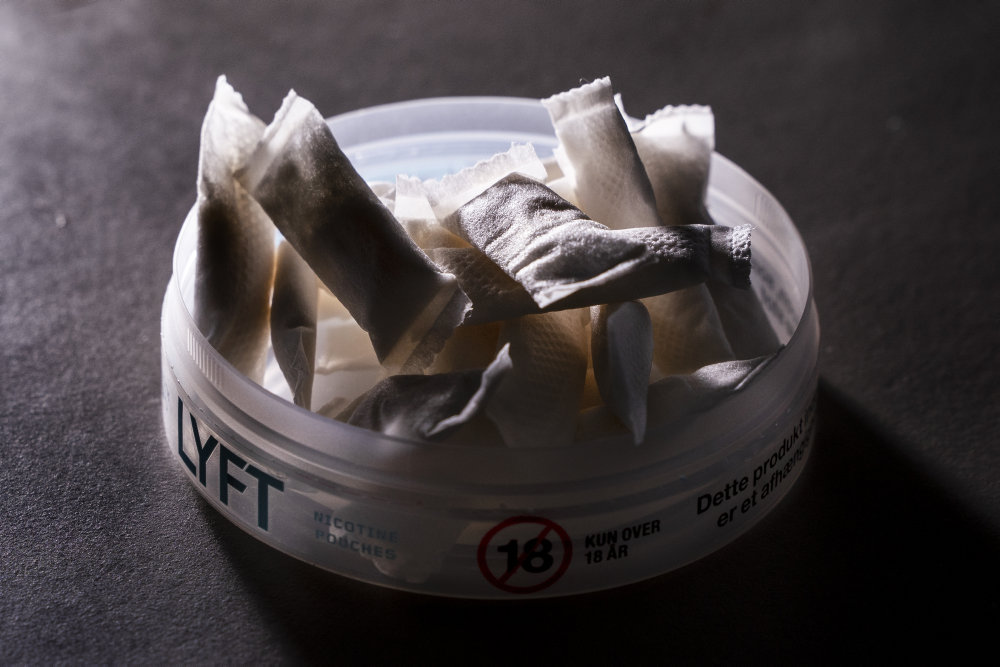 Frankrig forbyder brug og besiddelse af nikotinposer