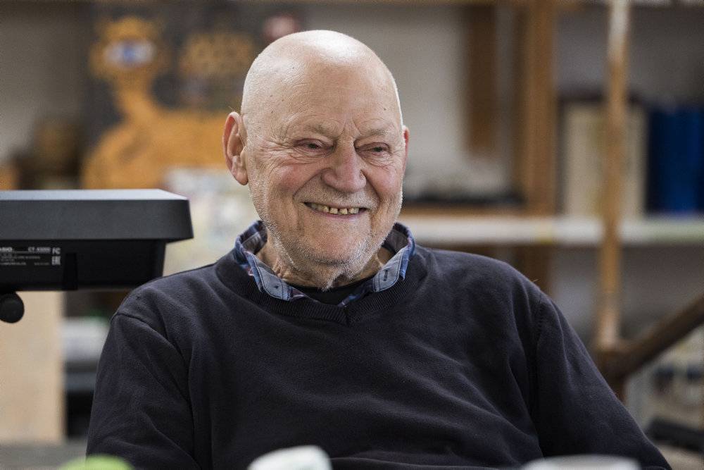 Multikunstner Troels Trier er død i en alder af 86 år