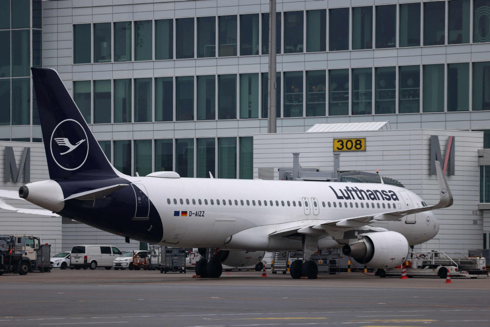 Yderligere personale varsler strejke hos flyselskabet Lufthansa