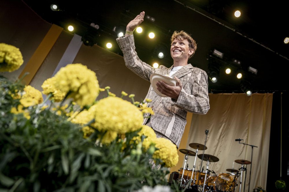 Tobias Hamann trækker sig fra sociale medier på ubestemt tid