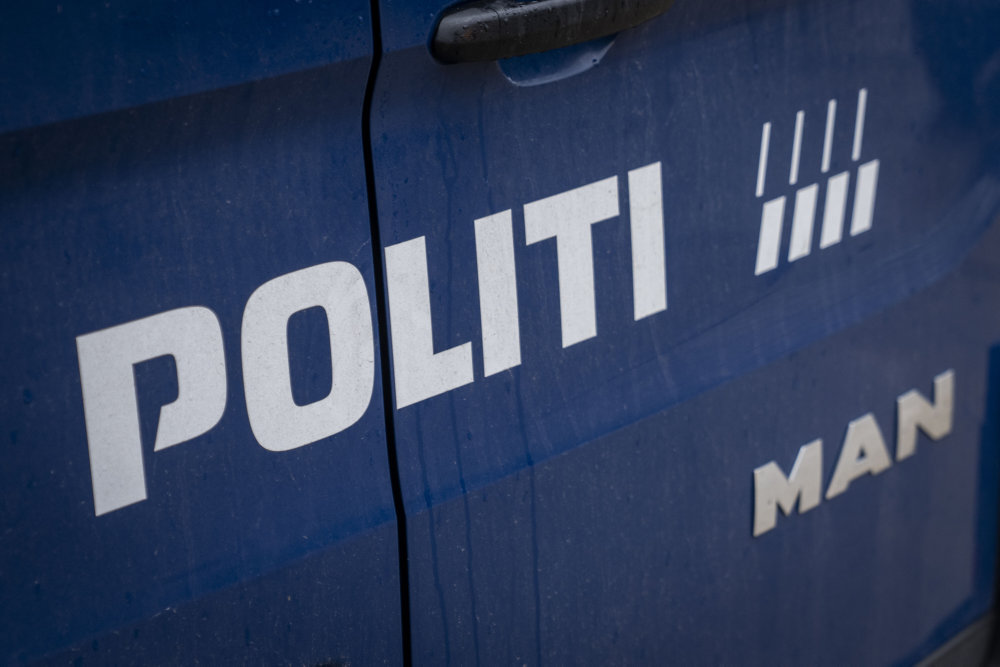 Person er kommet til skade ved ulykke med bil og motorcykel