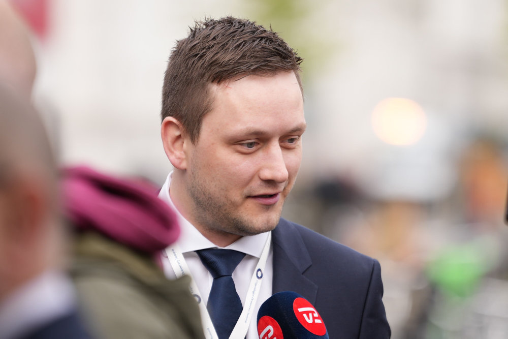 Grønlands regeringschef savner en dansk regering