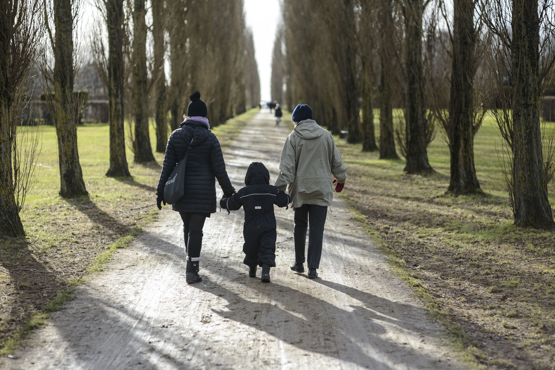 Moster er i høj kurs, faster er også udbredt. Men få bliver stadig kaldt morbror og farbror
