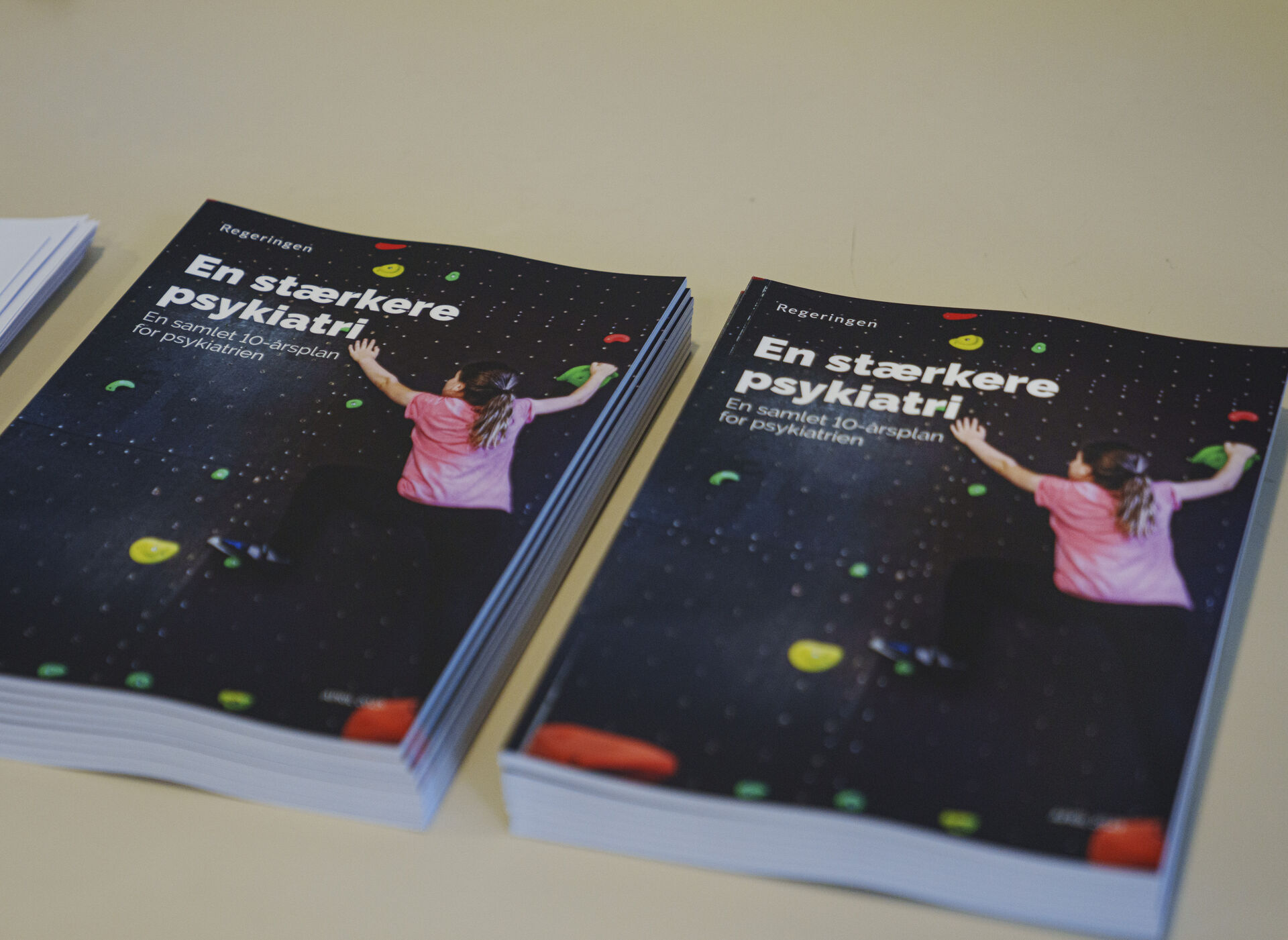 ”Vi har patienter, der tabes på gulvet”: Psykiatriske patienter afvises i strid med loven