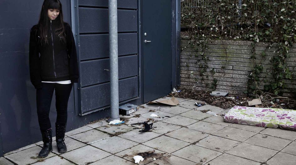 Ved 7 Eleven på stationen Friheden fandt en medarbejder Lea en død mand lørdag d. 15. februar 2014. Det var her, at hun fandt ham.