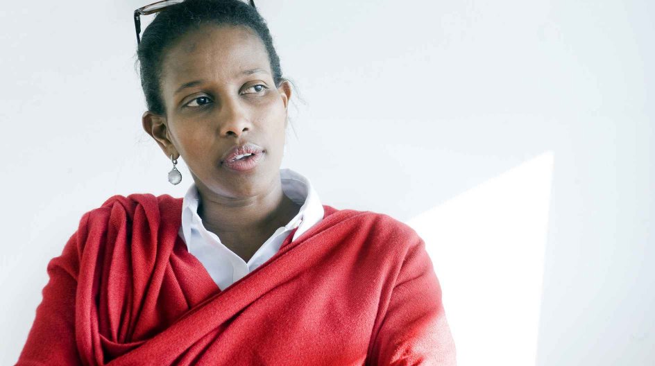 Ayaan Hirsi Ali inddeler muslimer i tre forskellige grupper i sin bog ”Kætter”. De farlige er ifølge hende ”Medina-muslimerne”, der lægger vægt på den periode i Muhammeds liv, hvor han ville omvende andre med magt. -
