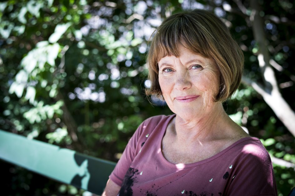 "Hjemme ved mig selv vil jeg have opvaskemidlet i skabet, hvor det ikke roder, mens min mand vil have det ved siden af vasken, fordi vi bruger det ofte. Her er vi forskellige, men det er ikke skilsmissegrund," siger Lola Jensen.