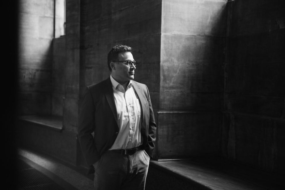 "Vi skal ikke gøre som med Afghanistan og have store ambitioner om statsopbygning og kvinderettigheder. Det handler udelukkende om terrorbekæmpelse," siger Naser Khader om bekæmpelsen af Islamisk Stat i Syrien.