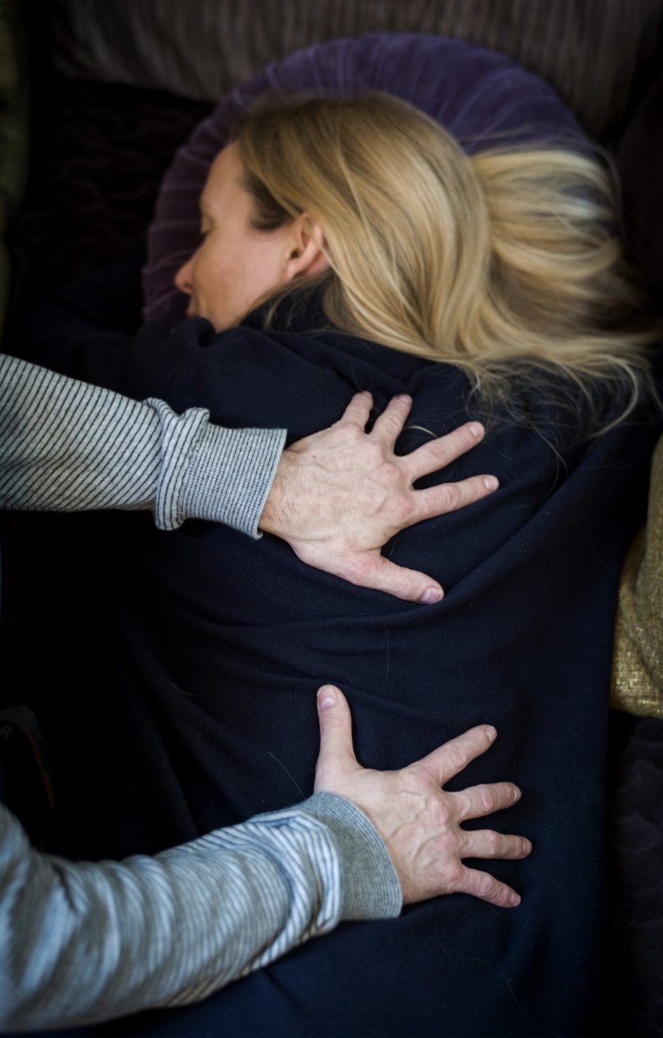 ”Mange melder tilbage, at de gennem cuddling bliver bedre til at sætte grænser. Det gælder ikke kun i forhold til kropskontakt, men mere generelt, ” siger Lucy Vittrup.