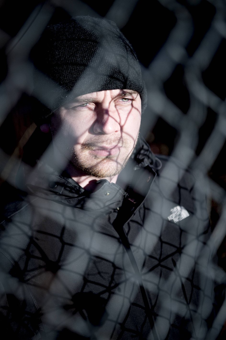 ”Der var ikke noget hævnmotiv bag romanen, men et ønske om for en gangs skyld at være ærlig over for mig selv, og for første gang i mit liv var jeg fuldkommen ligeglad med, hvad andre tænkte om mig,” fortæller Morten Pape om at skrive sin roman ”Planen”. –