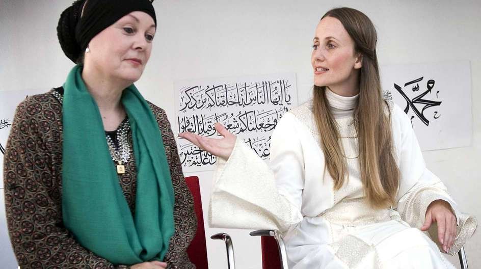 De mest læste kirkeartikler fra i år omhandler især islam og kongehuset, men også spørgsmålet om, hvem der må bære kisten ind i kirken inden en begravelse.