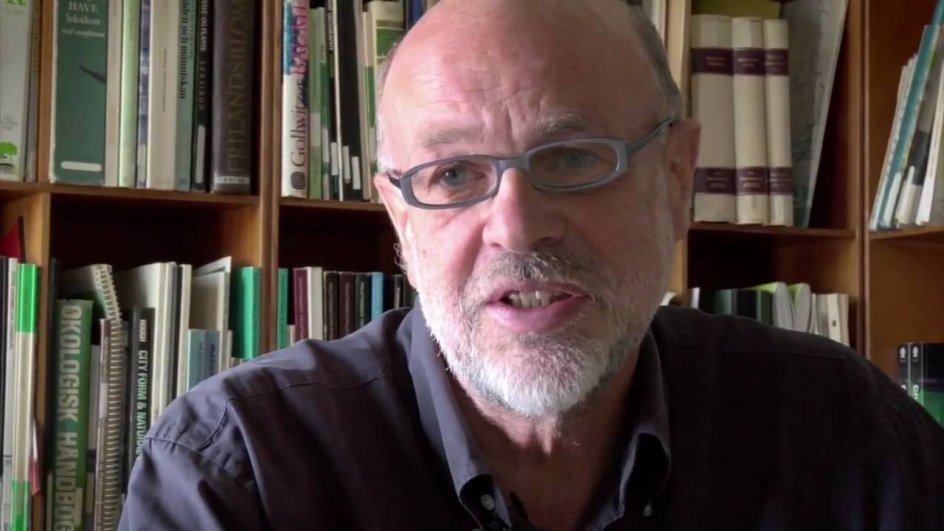 Jens Kvorning, professor ved Kunstakademiets Arkitektskole.