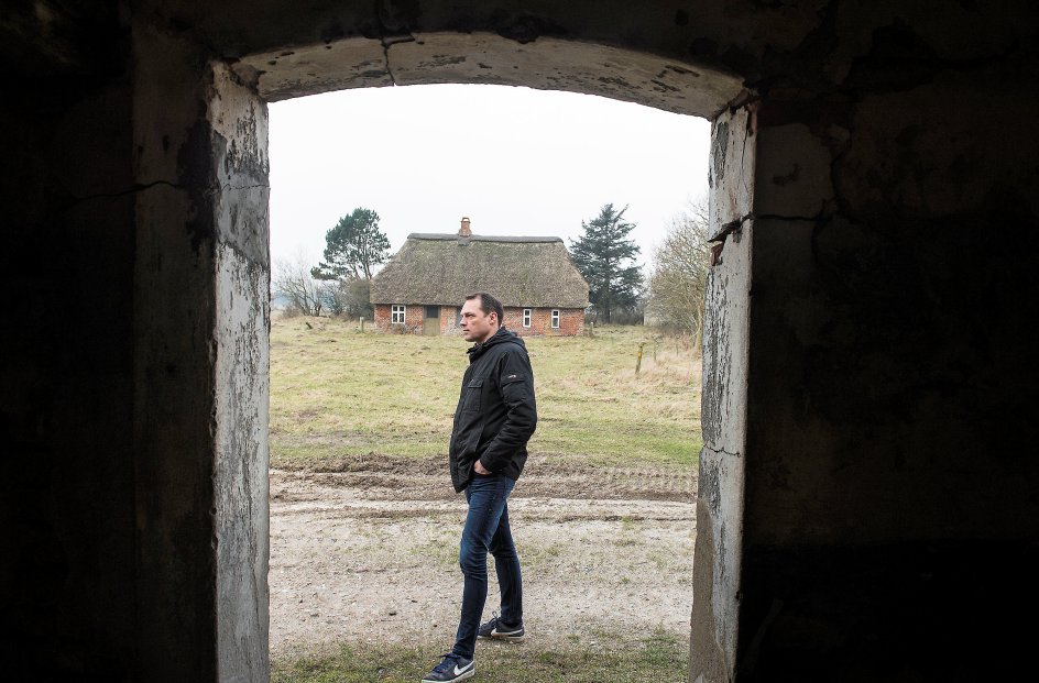 Museumsinspektør John Jensen ved Børsmose Kirke som ligger midt i det millitære øvelses område ved Oksbøl fredag den 9. februar 2018. Bestilt opgave for Kristelig Dagblad