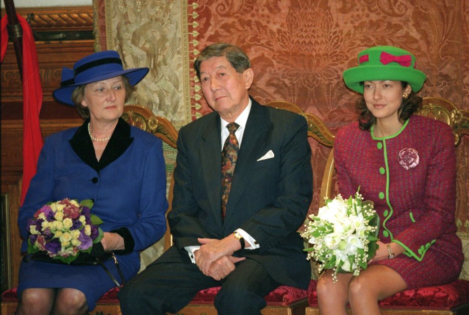 Grevinde Alexandra (th.) med forældrene Christa Manley og Richard Nigel Manley (1924-2010). Billedet er fra 1995.