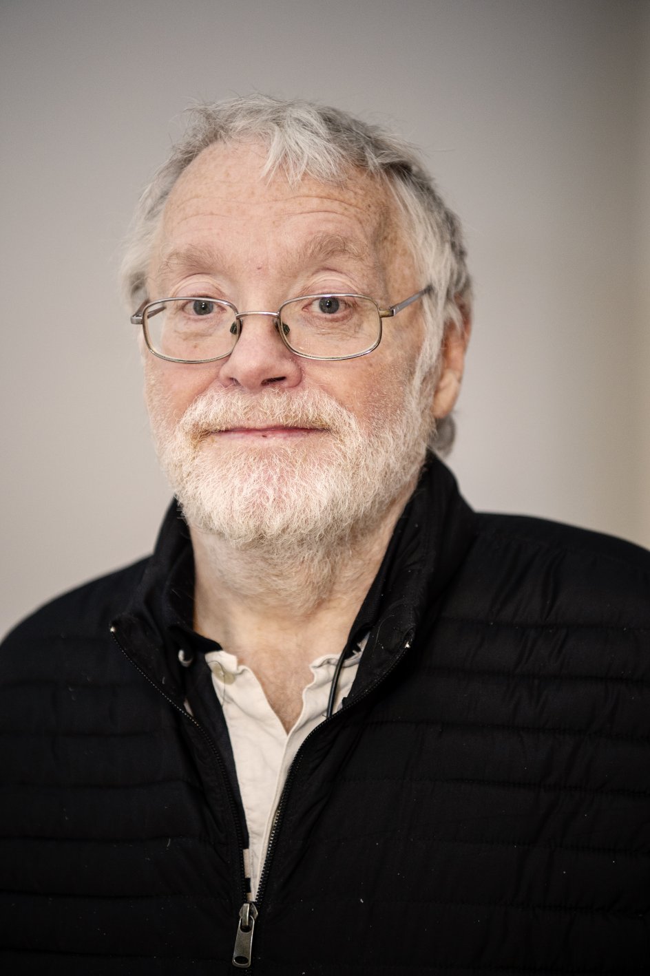 Det Etiske Kompas, Program 6. Live fra Kristeligt Dagblads kantine. Voxpop: Michael Hansen, 67 år og bor i Hundested.