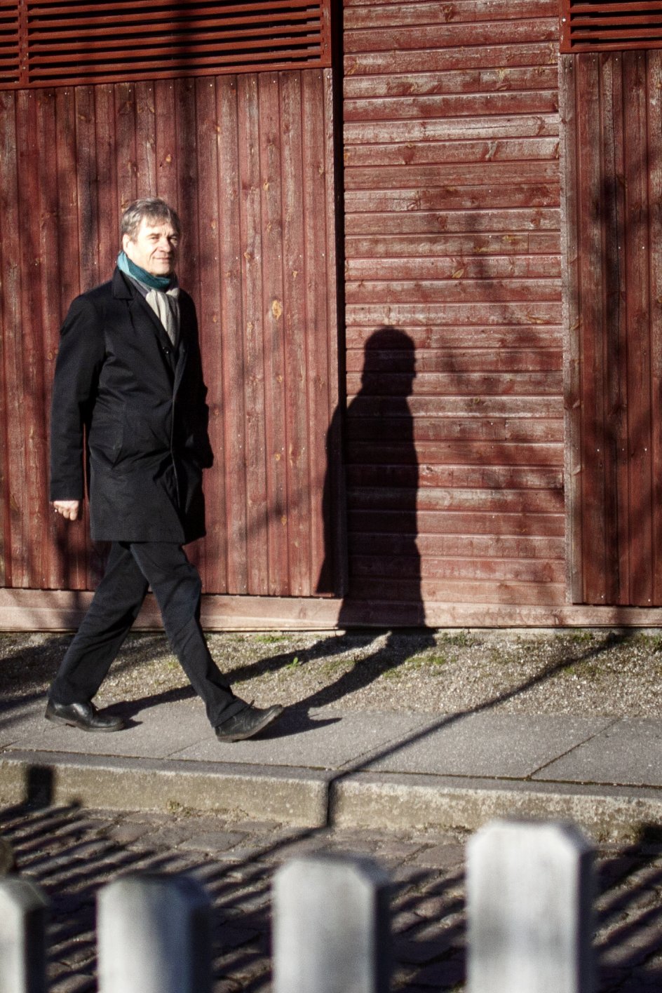 ”Jeg tror, at det er sundt, at museer tager entré. Gratis adgang kan sætte museer i stå. De museer, hvor man betaler entré, er bestemt ikke dem, hvor der kommer færrest gæster,” fastslår museumsdirektøren i Den Gamle By, Thomas Bloch Ravn. – Fotos: Liv Høybye Jeppesen.
