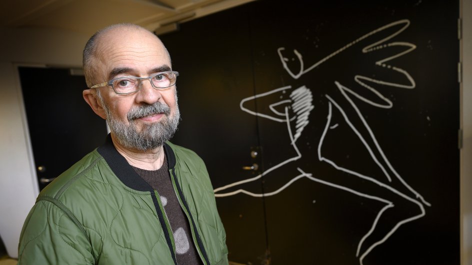 ”Skolen anser de studerende som kunstnere, i det øjeblik de bliver optaget. Så vores fokus ligger på hvordan vi bedst støtter deres læring og udvikling."