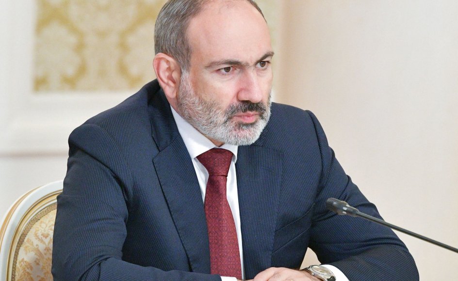 Premierminister Nikol Pashinyan havde udskrevet parlamentsvalget for at dæmme op for den bølge af protester, der rejste sig i gaderne i Jerevan imod ham og våbenhvilen efter den aserbajdsjanske angrebskrig mod den armenske eksklave Nagorno-Karabakh i efteråret 2020.