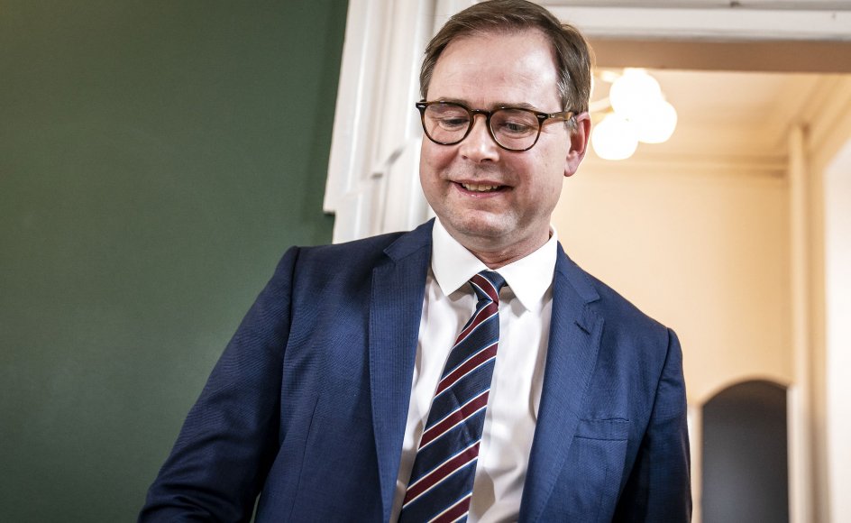 Finansminister Nicolai Wammen (S) har haft en klar interesse i at gemme nogle penge på kistebunden i forhandlingen med kommunerne.