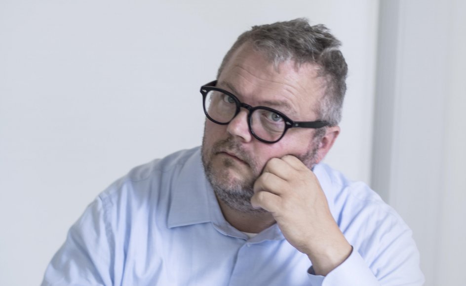 ”Jeg ville gerne have mere tid til at læse og skrive, og jeg har den seneste tid prøvet at foreslå mine foresatte i Skagen Pastorat, altså biskoppen, at jeg kunne gå ned på halv tid. Men det kunne han ikke rigtig få til at gå op. Og i mellemtiden dukkede Anholt så pludselig op i horisonten,” siger Kristian Ditlev Jensen.