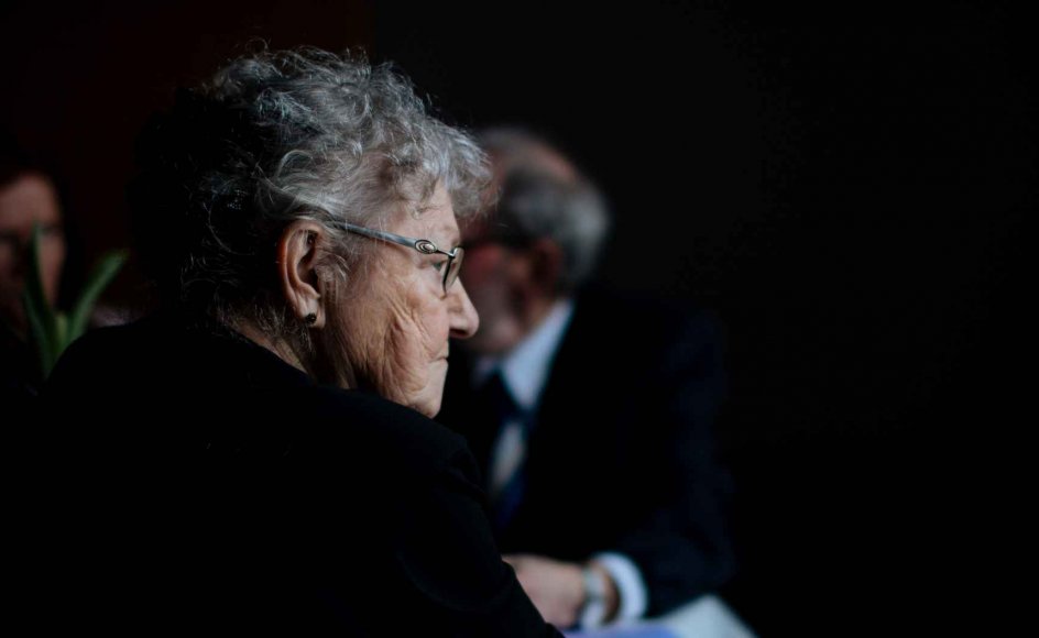 I psykologisk forstand må det ikke-tilfredsstillede behov for børn og børnebørn sublimeres, når tiden og paratheden er til det, svarer brevkassen. Kvinden på billedet er ikke Anne.