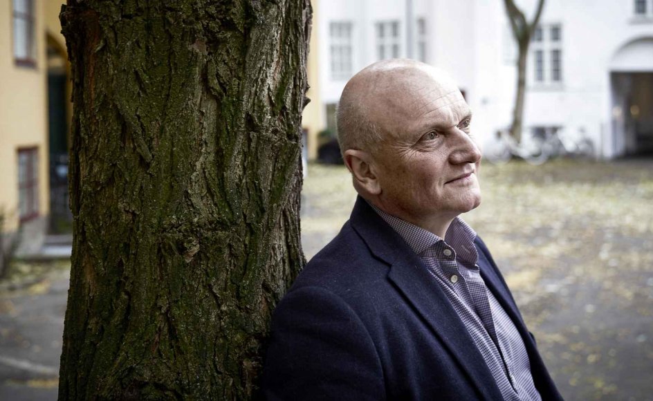 I det sidste og fjerde bind skildrer Niels-Birger Danielsen modstandskampen i alle egne af landet fra sommeren 1944 og frem til Befrielsen året efter.