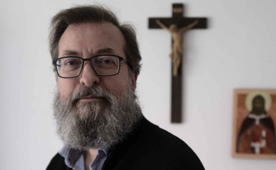 Martin Emil Ebert er novicemester i en orden for lægfolk, hvilket vil sige, at han har ansvar for uddannelse af medlemmer, som endnu ikke har afgivet evige løfter. – Foto: Mikkel Møller Jørgensen.