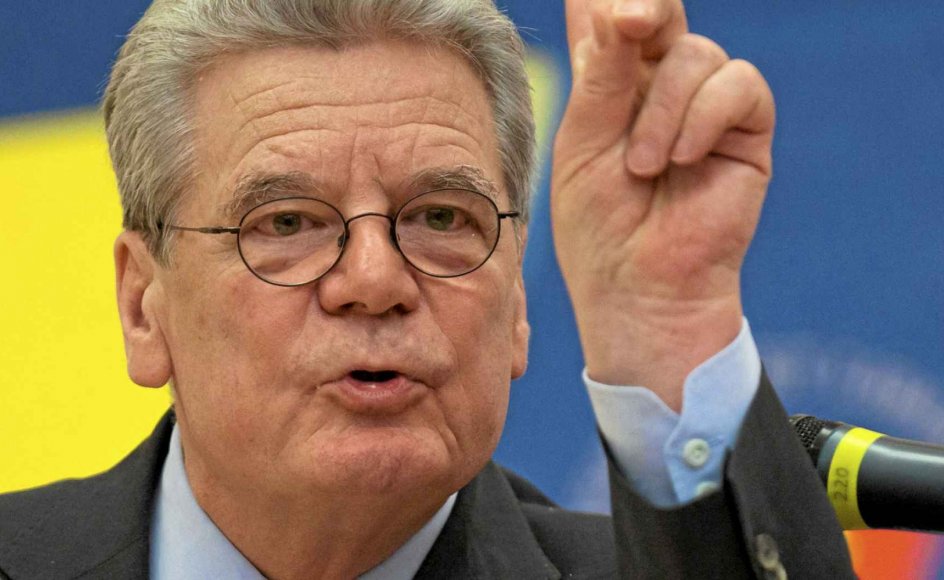 Joachim Gauck har siden sin tid som systemkritiker under DDR-regimet søgt at tale om samtidens svære etiske spørgsmål, og det har fået ham til at sætte spørgsmålstegn ved teorierne om hvidhed.