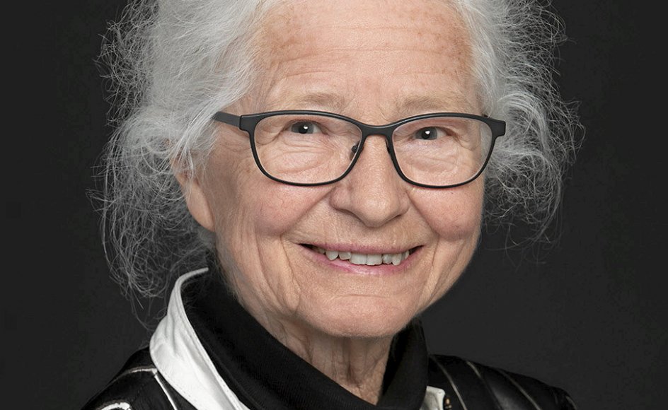 Birgitte Løgstrup udbad sig sin svigerfar, K.E. Løgstrups, velsignelse, før hun indleverede sin doktor- afhandling. – Privatfoto.