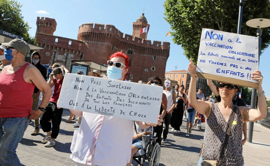 I alt 114.000 mennesker demonstrerede i weekenden over hele Frankrig med råb som ”Nej til vaccinediktaturet”. – Foto: