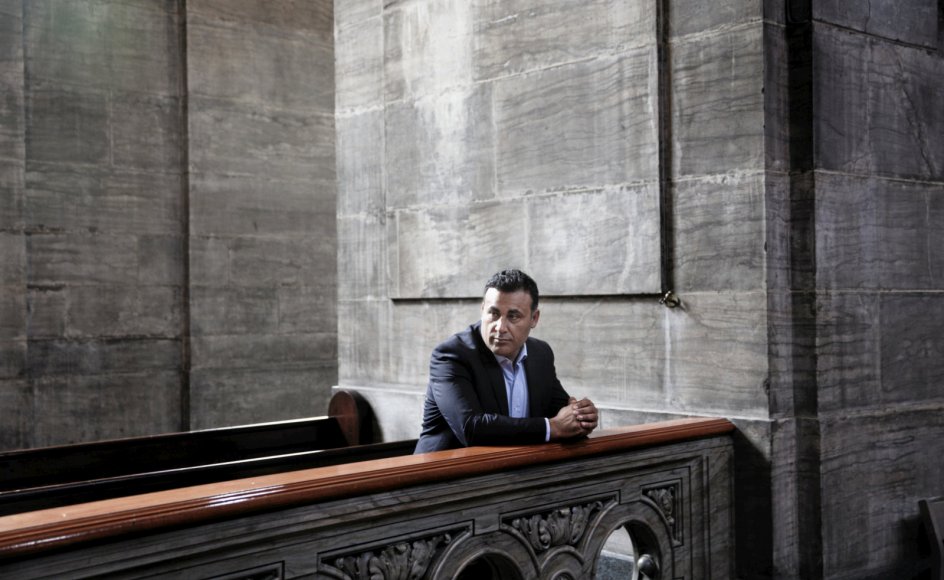 Politikeren, forfatteren og foredragsholderen, Naser Khader, er siden 2015 medlem af Folketinget (MF) for Det Konservative Folkeparti (K). Senior Fellow ved Hudson Institute i Washington.