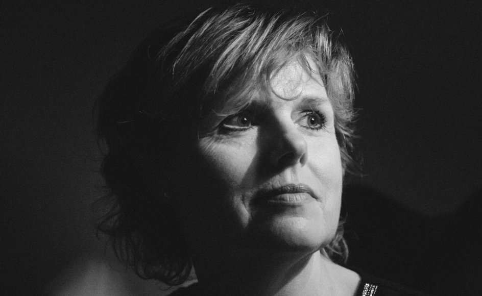 Da det så sortest ud under en fødselsdepression, fik Dorthe Stieper en bog af sin mand, der ændrede hendes måde at tro på.