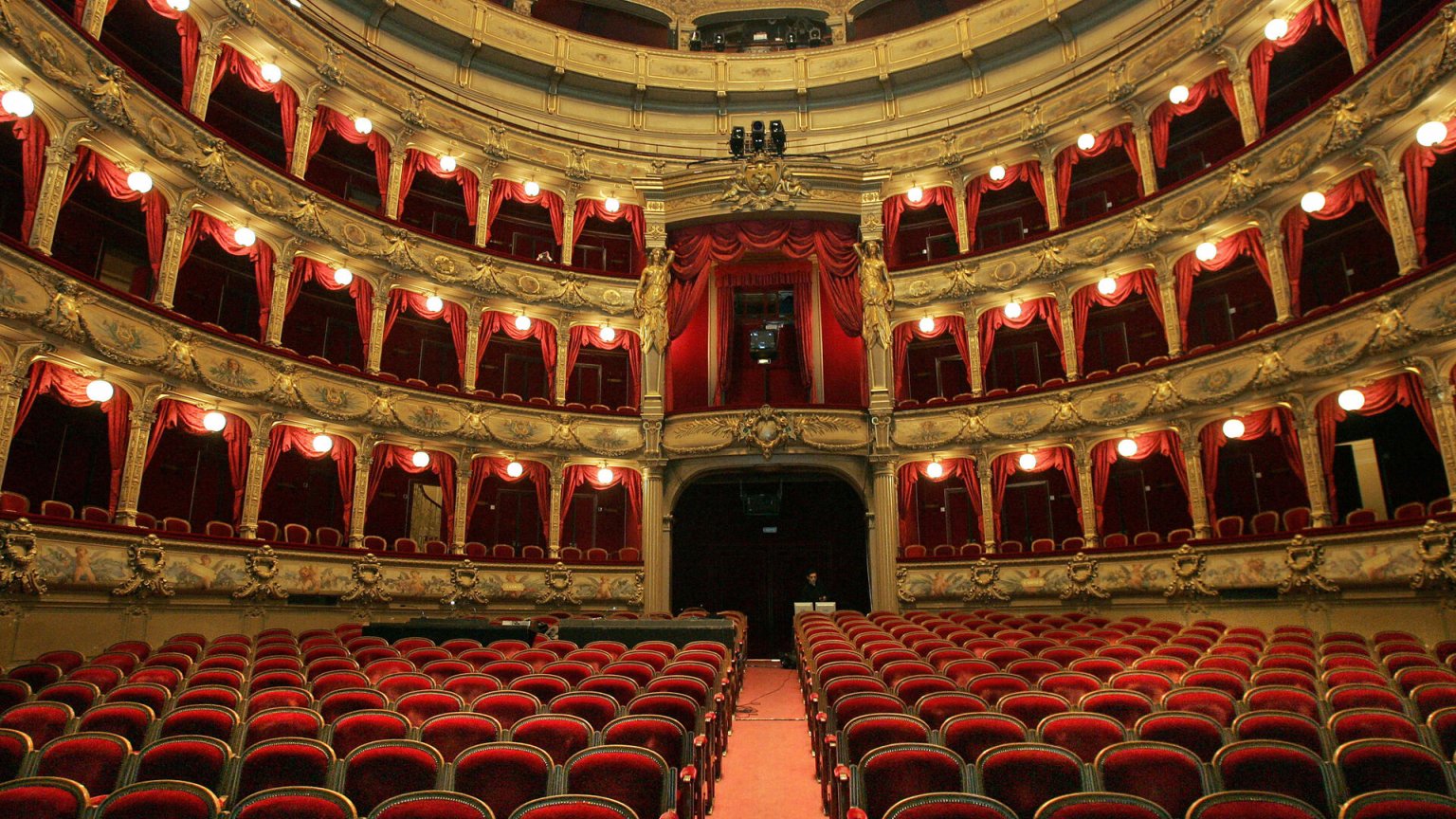 Opera Lucia Lucia-opera i Nice er en rejse tilbage i tiden i mere end én forstand ...