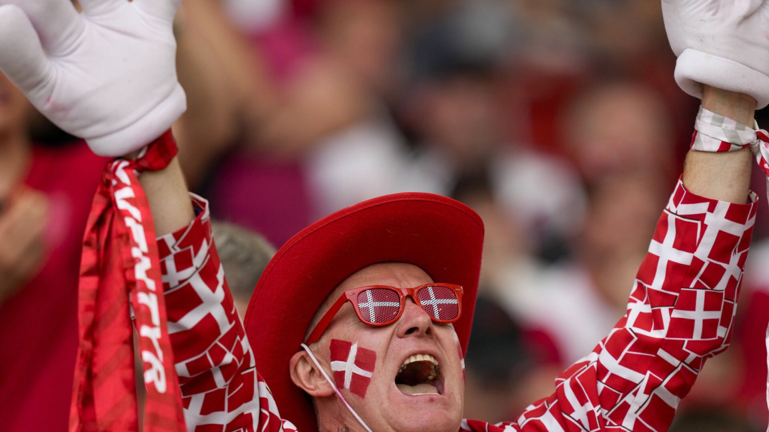 Vi er røde og hvide –og det er flere andre fans faktisk også ...